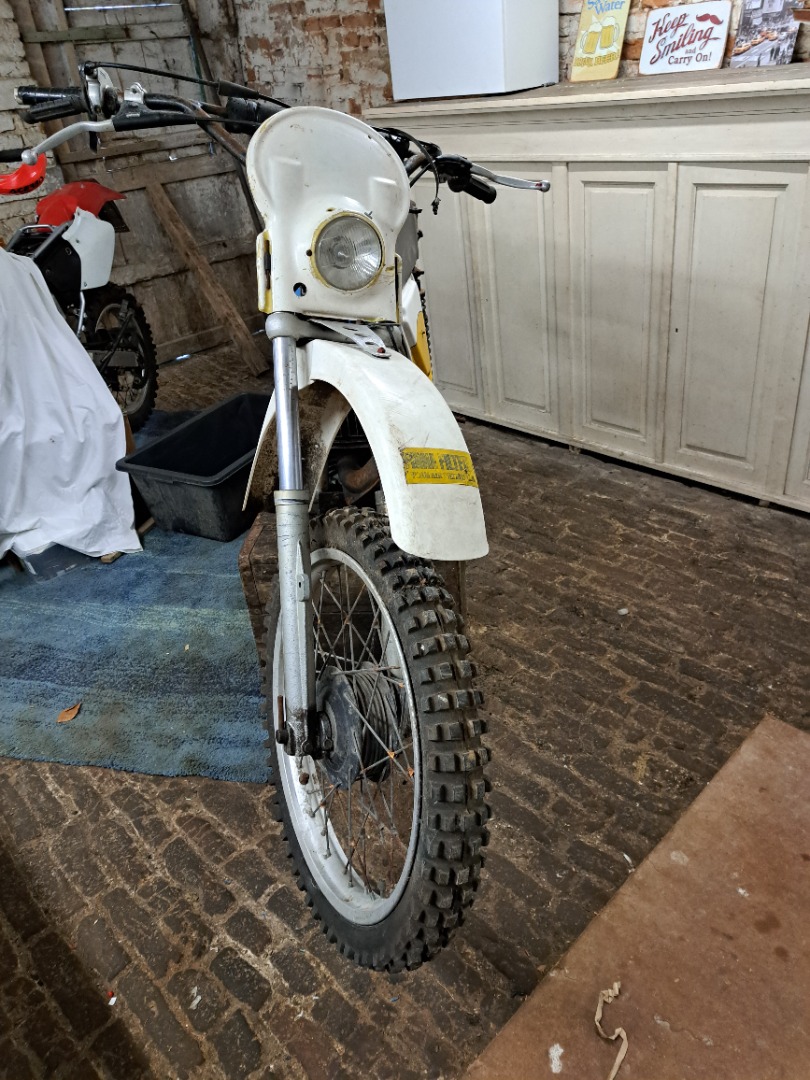 Rénovation KTM 250 ISDT 1976 du plat pays