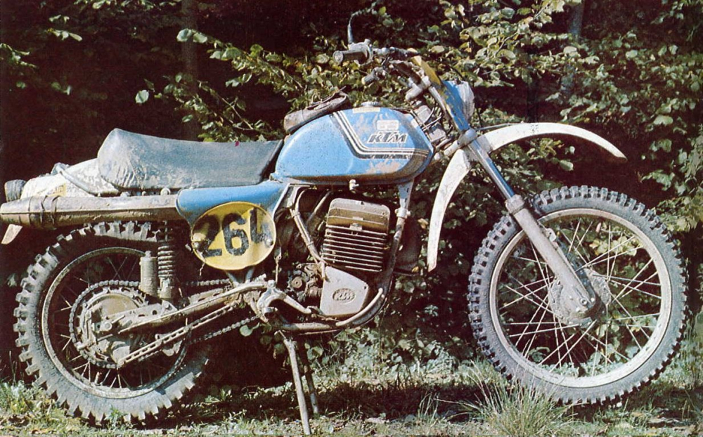 Rénovation KTM 250 ISDT 1976 du plat pays