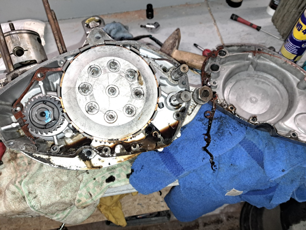 Rénovation KTM 250 ISDT 1976 du plat pays