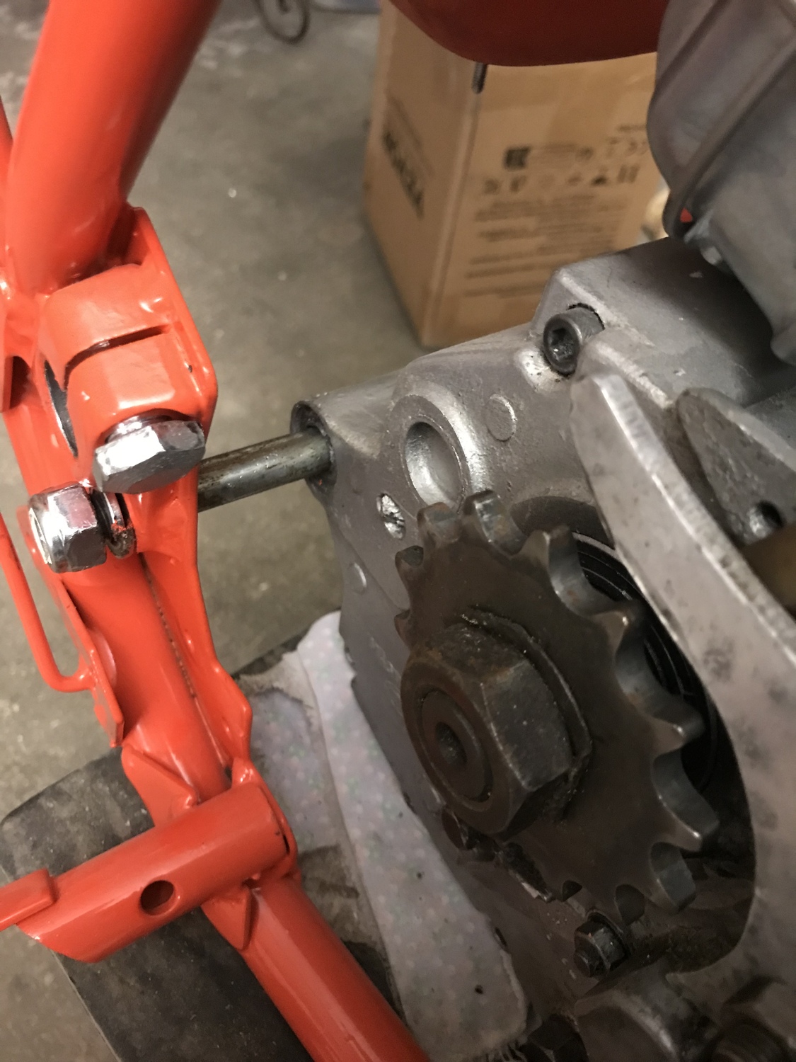 Photo ancrage béquille centrale ktm 1979 80