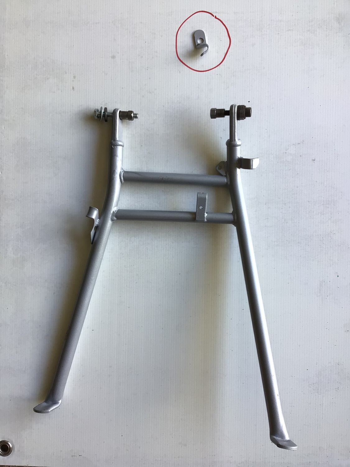 Photo ancrage béquille centrale ktm 1979 80