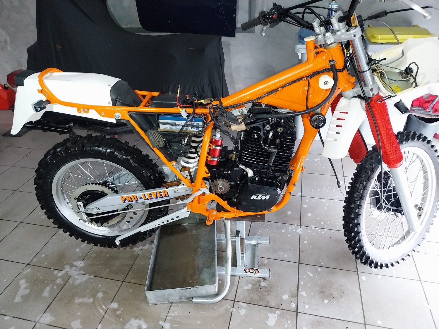 Demande d'informations KTM 504 Rotax