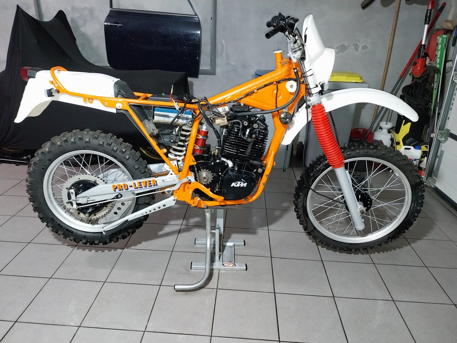 Demande d'informations KTM 504 Rotax