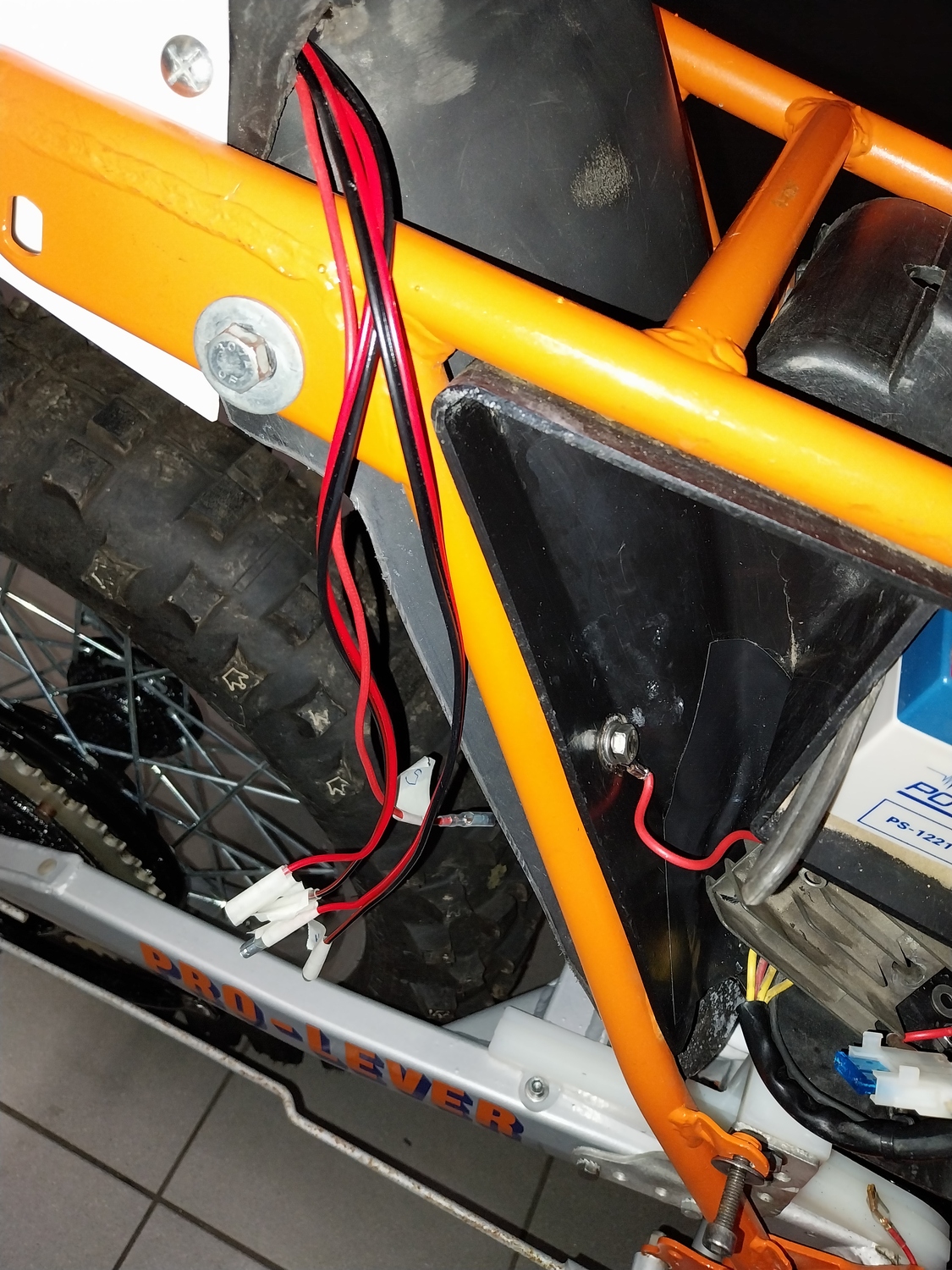 Demande d'informations KTM 504 Rotax